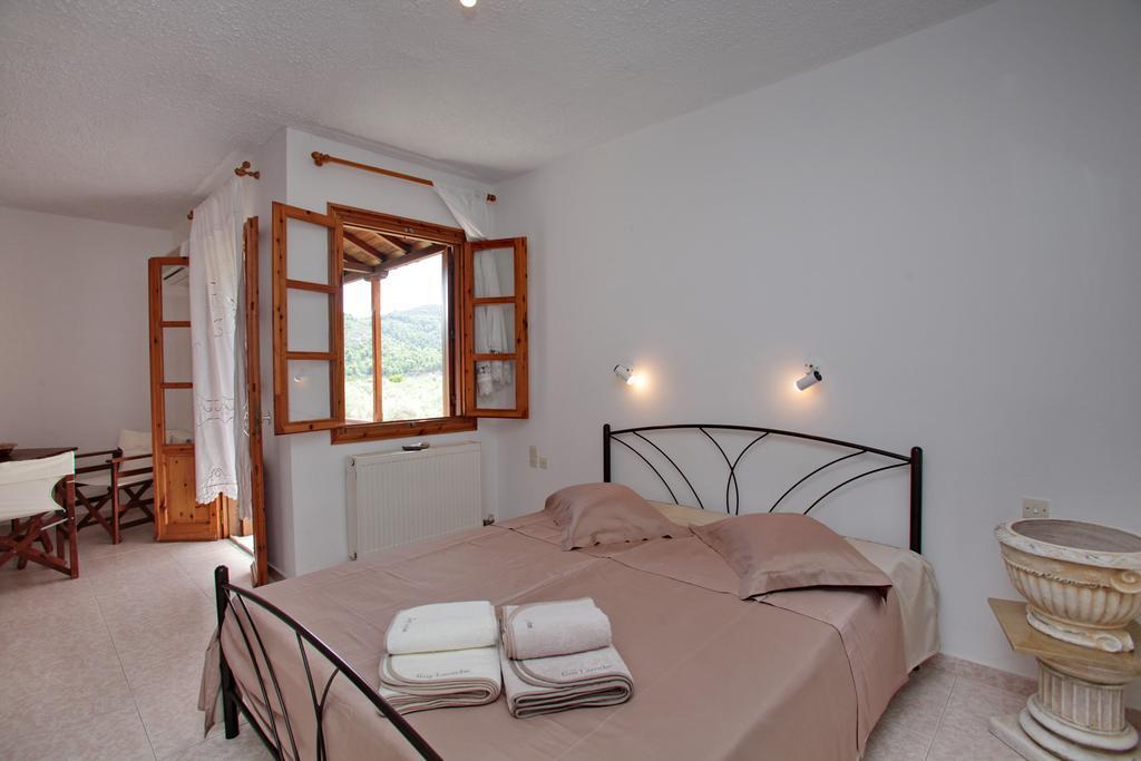 Marlitsis Apartments & Studios Скопелос Екстериор снимка