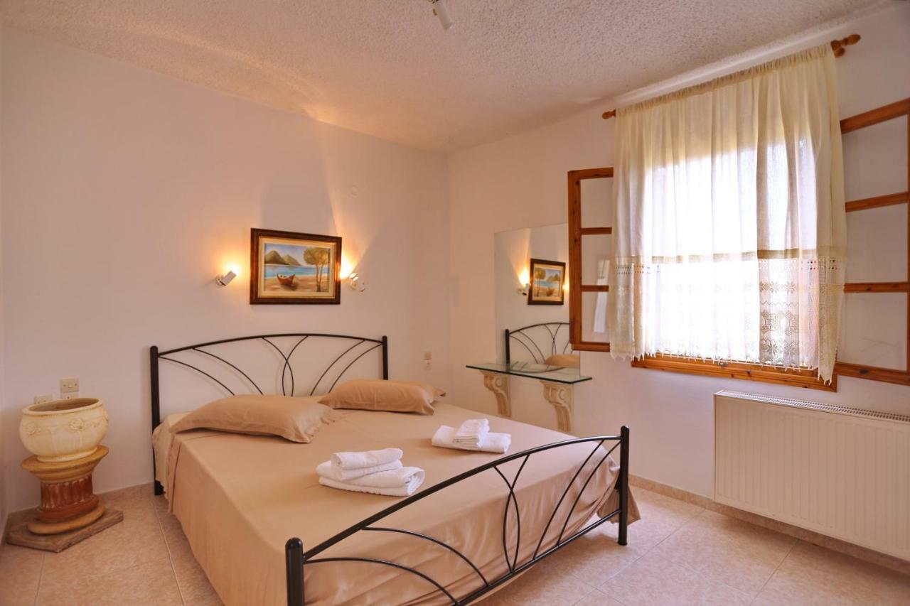 Marlitsis Apartments & Studios Скопелос Екстериор снимка