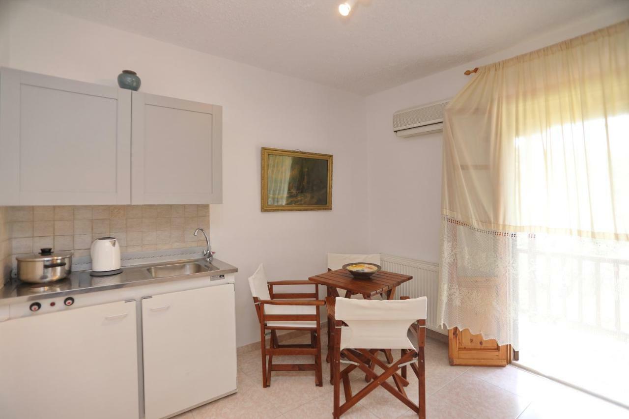 Marlitsis Apartments & Studios Скопелос Екстериор снимка