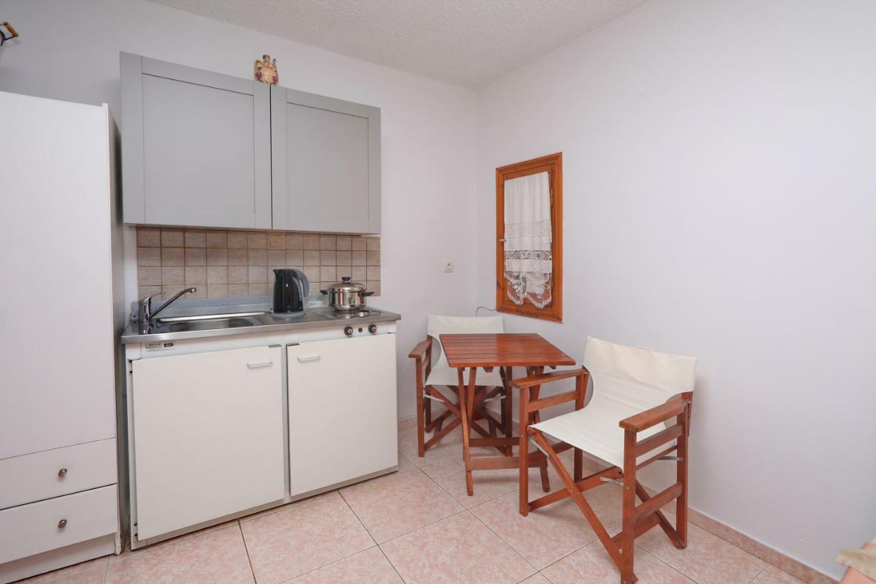 Marlitsis Apartments & Studios Скопелос Екстериор снимка