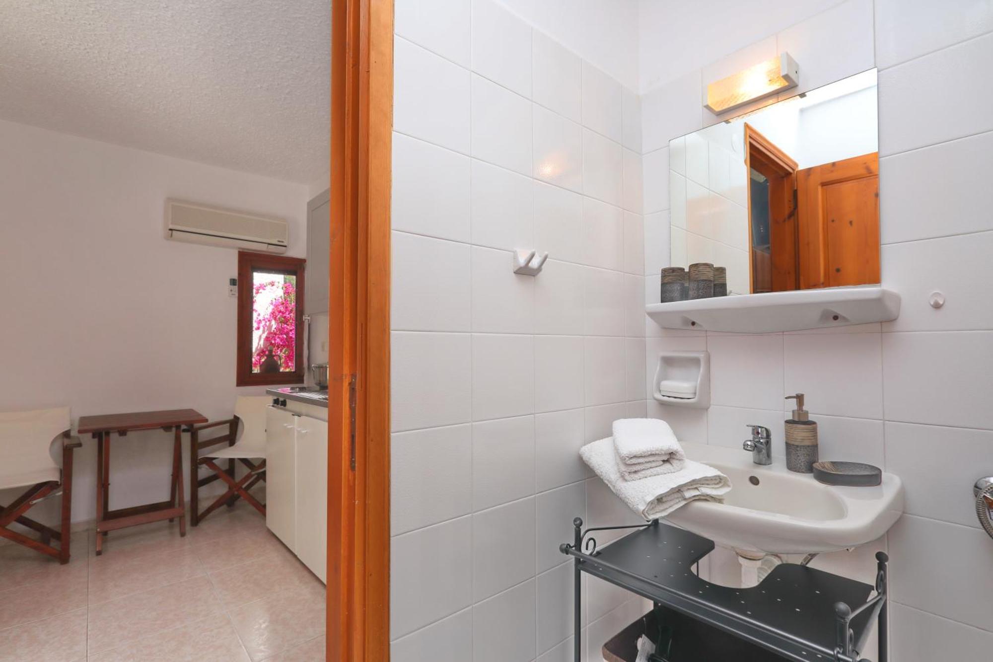 Marlitsis Apartments & Studios Скопелос Екстериор снимка