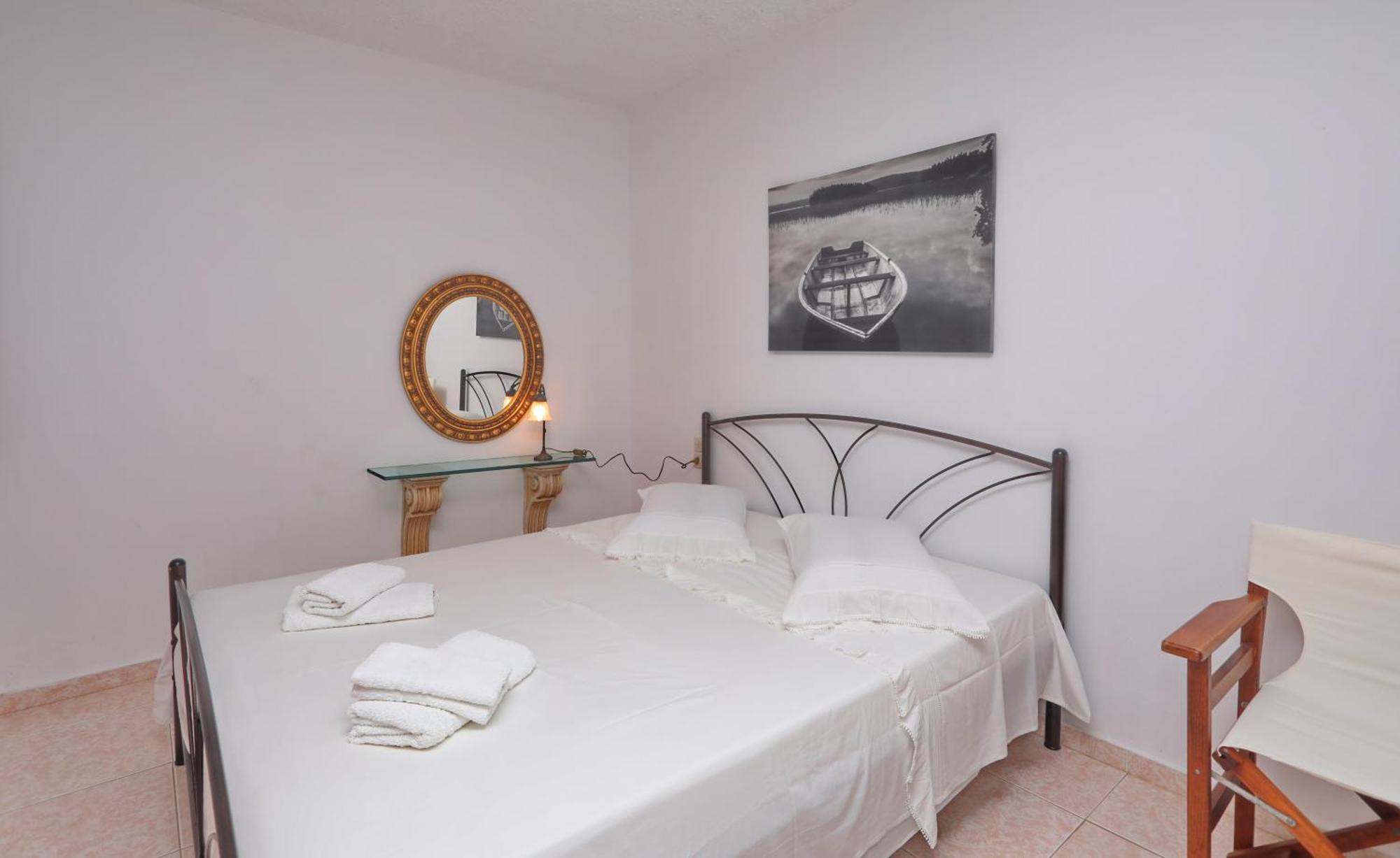 Marlitsis Apartments & Studios Скопелос Екстериор снимка