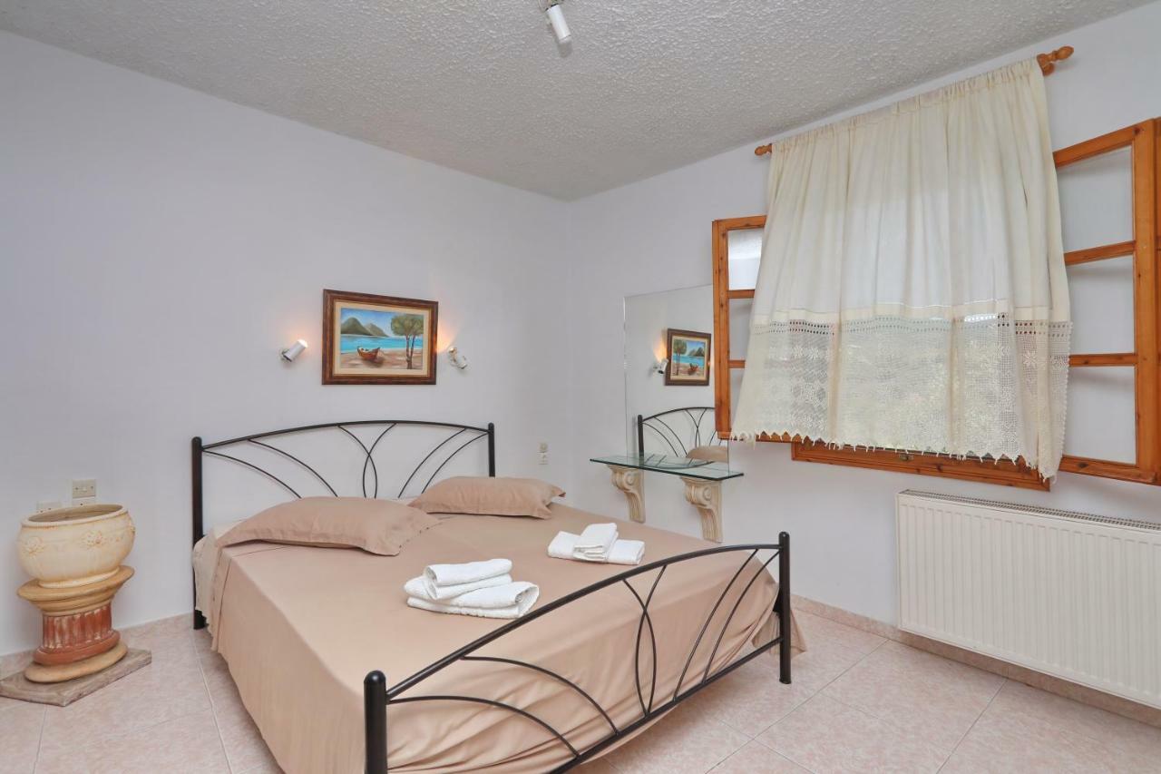 Marlitsis Apartments & Studios Скопелос Екстериор снимка