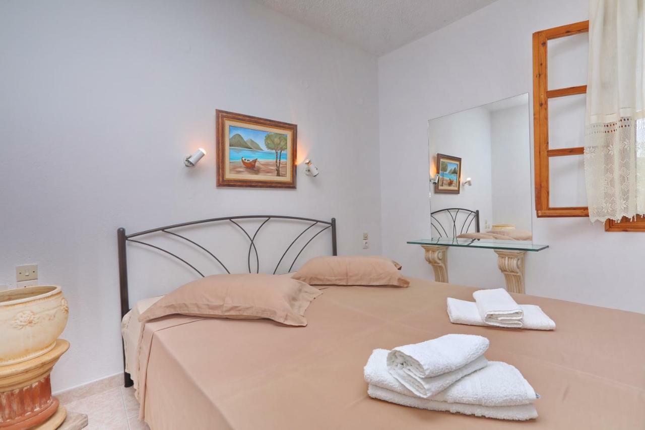 Marlitsis Apartments & Studios Скопелос Екстериор снимка